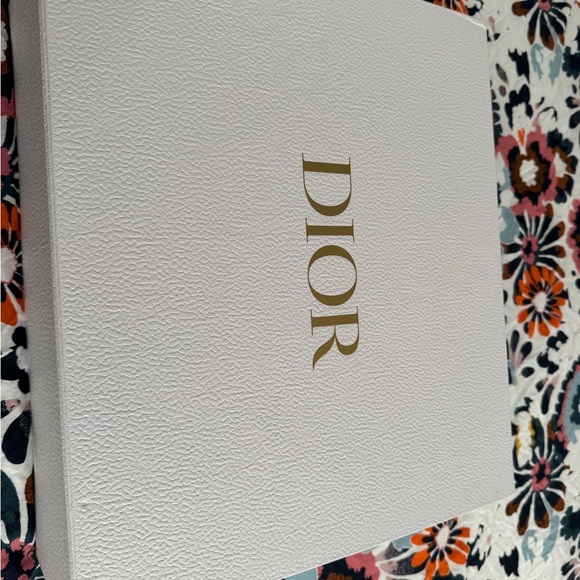 Dior 30 Montaigne Chain Bag - Picture 5 of 10